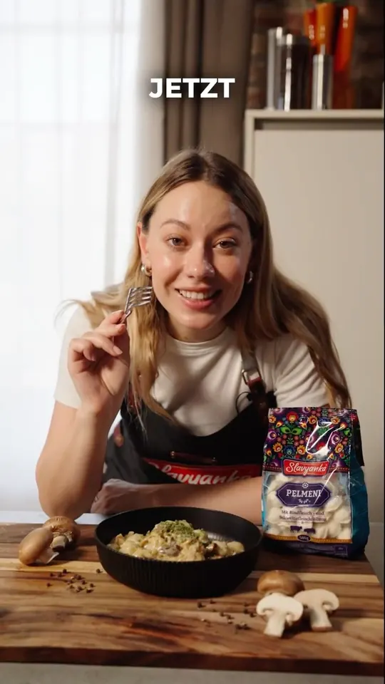 Cremige Pelmeni mit Pilzen